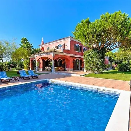 Villa Sleeps 10 Air Con Wifi